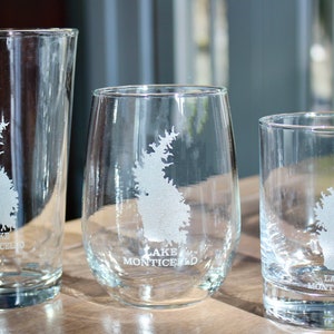 Lake Monticello, SC Map Engraved Glasses