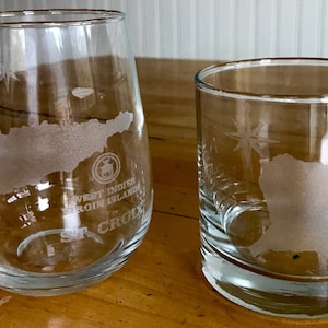 St. Croix Map Glasses - Silhouette Design