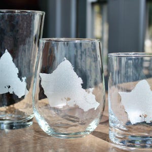 Oahu Map Engraved Glasses