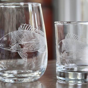 Red Snapper Engraved Glasses – Coastal Barware – Fishing Gift