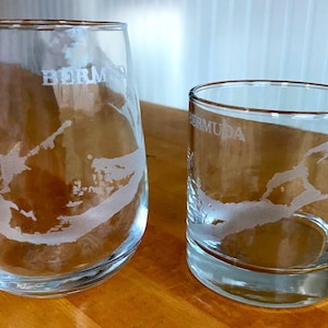 Bermuda Island Map - Laser Engraved Glasses - Unique Gift