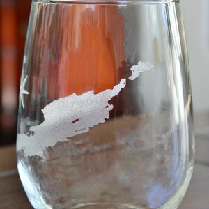 Anguilla Map Engraved Glasses image 3