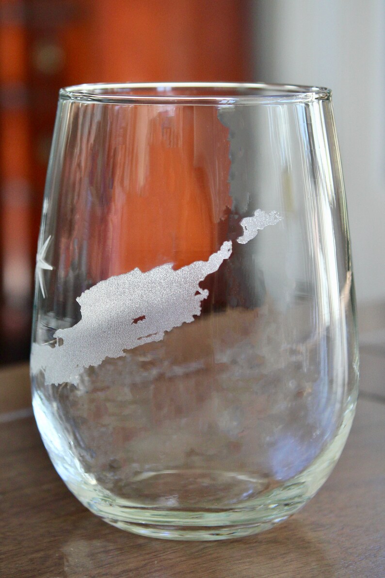 Anguilla Map Engraved Glasses image 3