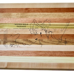 Woods Hole Passage Map Graviertes Holz Servierbrett & Barbrett