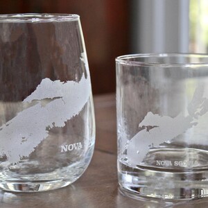 Nova Scotia Map - Laser Engraved Glasses - Maritimes Gift