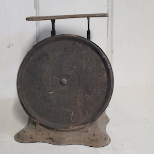 Antique 25lb Kitchen Scale