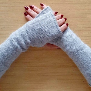 HANDSCHUHE / HANDSCHUHE MinkyCashmere Frauen alle Jahreszeit Fäustlinge Handgestrickte Schwarz Grau Weiß & .. Einzigartige Handschuhe 2/ light gray