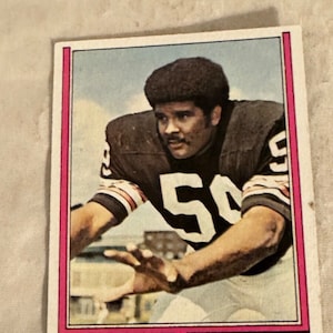 1974 Topps Charlie Hall Cleveland Browns NFL Football #403 Trading Card
