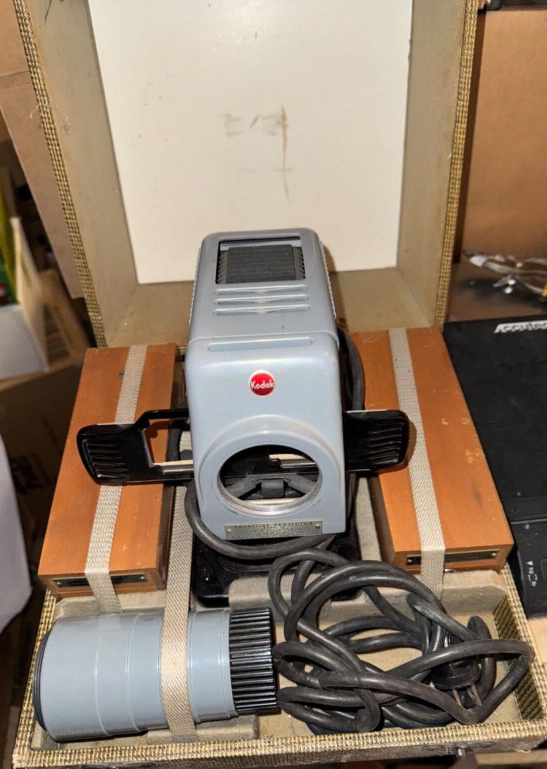 Projecteur Kodaslide modèle 1 avec étui par Eastman Kodak Co. Vintage