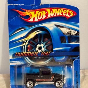 2005 Mattel Hot Wheels Hummer H3T Truck