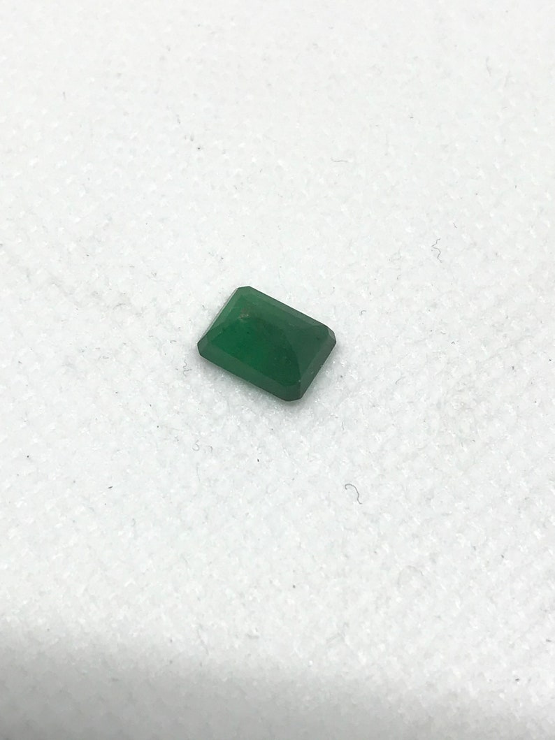 Emerald Cut EmeraldFaceted 8x6 mm appx. Green color,1.60 carats Lively 100/% Natural creative# G00083