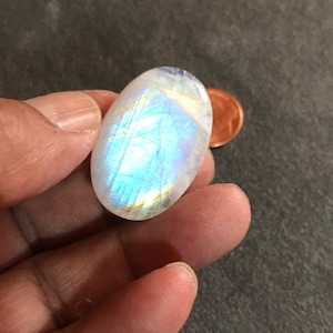 Rainbowmoonstone Oval Cabochons AAA  Extra ordinary quality, best Sheen or Rainblw, w22.7xL 33.5mm(#273)