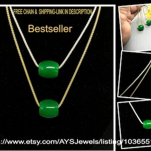 Pu&ograve; includere: Una collana con un ciondolo di giada verde su una catena d'oro e d'argento. La collana &egrave; un best seller e viene fornita con una catena e la spedizione gratuite. L'indirizzo del sito web &egrave; mostrato nella parte inferiore dell'immagine.