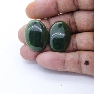 Par de cabinas ovaladas de jade natural, verde, 18 x 14 mm aprox. paquete de 2 uds. Mejor calidad. Creativo.