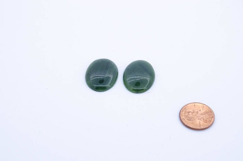 Creative. 18 x 14 mm appx Best Quality Green package of 2 pcs Natural Jade Oval Cab pair