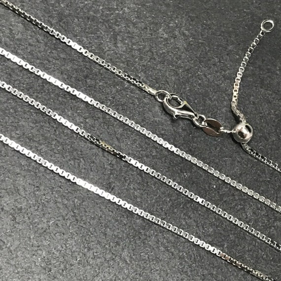 Sterlng Silver 1.4mm Adjustable Box Chain Sterlng Silver 1.4mm Adjustable Box Chain