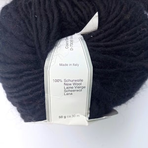 Black yarn, 100% natural wool, Art yarn 50g, Textured thread, Threads for knitting, Thick yarn, Threads for felting, Gedifra Gigante image 2