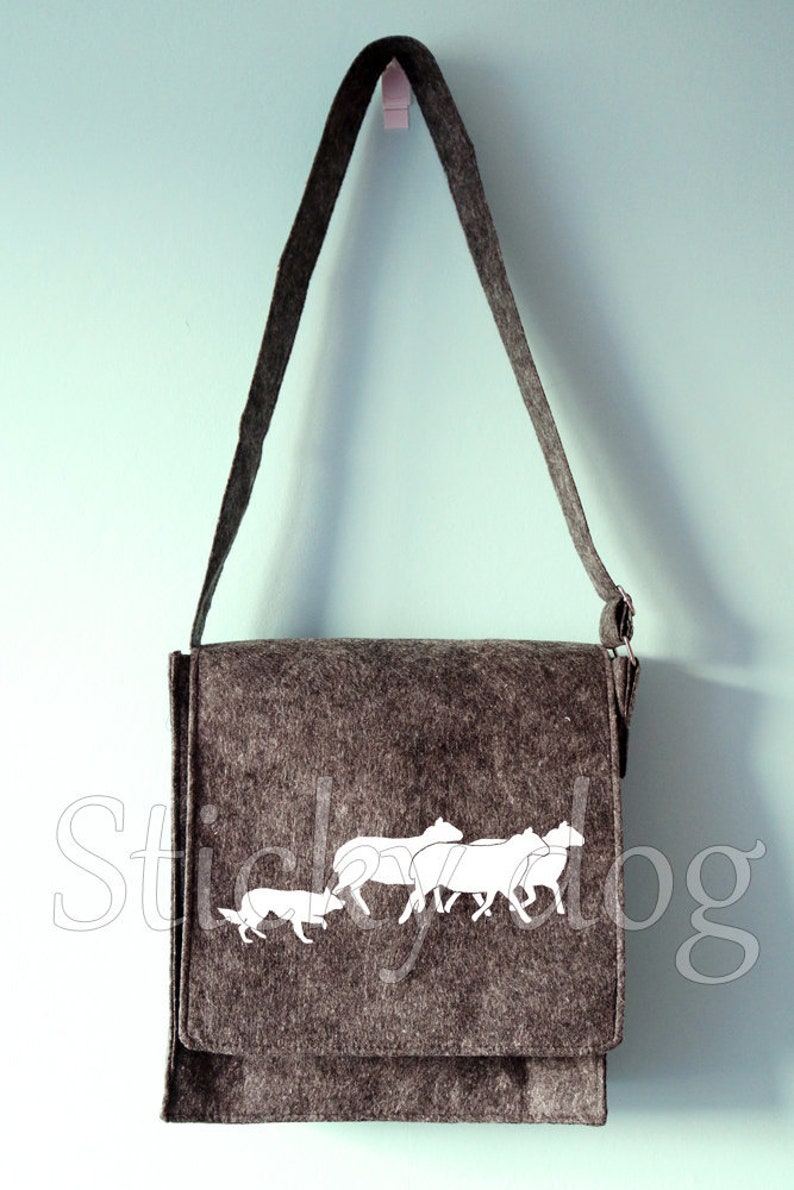 Felt shoulder bag Border Collie dog silhouette image 1