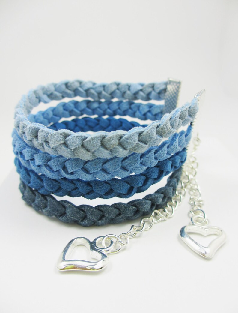Pulsera azul, pulsera de ante azul, pulsera de encanto del corazón, brazalete trenzado, pulsera trenzada, brazalete de pulsera, pulsera ajustable, trenzado imagen 1