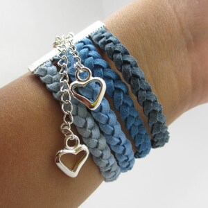 Pulsera azul, pulsera de ante azul, pulsera de encanto del corazón, brazalete trenzado, pulsera trenzada, brazalete de pulsera, pulsera ajustable, trenzado imagen 4