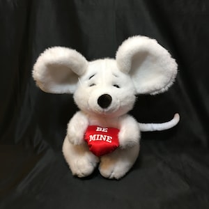Vintage Applause White Mouse Be Mine Heart Plush Stuffed Animal 12&quot;