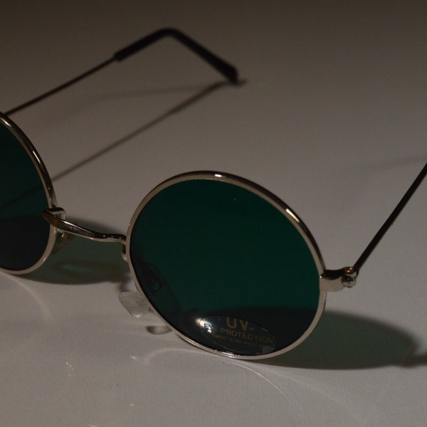 Vintage Green lens round sunglasses mens ladies lightweight wire metal silver Gold framed teashade 1960's style eyewear free Uk mainland P&P