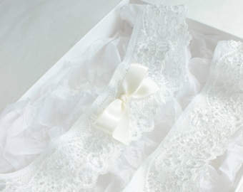 Elegant simple wedding garter wet with soft off white lace and cream bow - Will match all Wedding Dresses,available with more Bow Colours