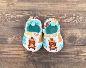 Wizard Baby Shoes, Train Baby Booties, Newborn Moccasins, Gift for Baby, Baby Shower Gift, Handmade Moccs, Infant Slippers, Toddler Shoes