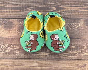 Monkey Baby Shoes, Animal Baby Booties, Newborn Moccasins, Gift for Baby, Baby Shower Gift, Handmade Moccs, Infant Slippers, Toddler Shoes