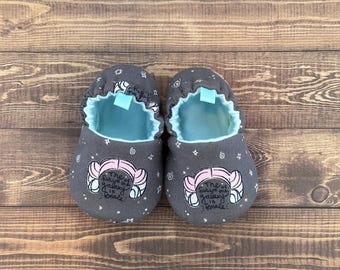 Galaxy Baby Shoes, Baby Booties, Newborn Moccasins, Baby Gift, Baby Shower Gift, Fabric Shoes, Infant Slippers, Toddler Shoes