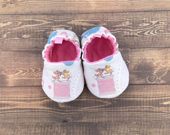 Mouse Baby Shoes, Baby Booties, Newborn Moccasins, Gift for Baby, Baby Shower, Fabric Shoes, Infant Slippers, Toddler Shoes