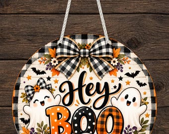 Hey Boo Türhänger (rund, PNG) | Niedliches Geister-Halloween-Sublimationsdesign für Untersetzer und runde Rohlinge | Karomuster | Digitaler Download