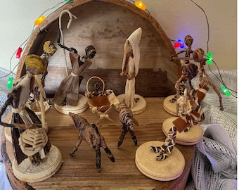 KENYAN MADE - Nativity set. Amazingly detailed. Christmas set,