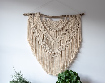 Large Bohemian Macramé Wall Hanging