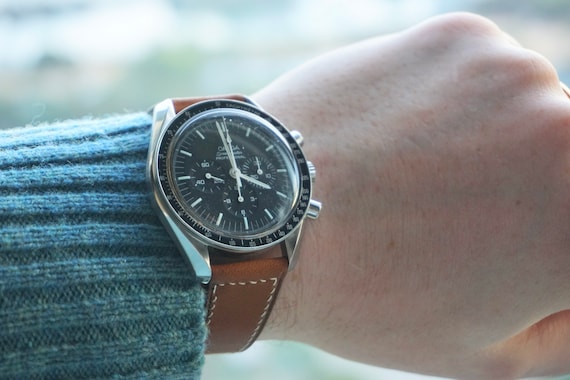 Cinturino per orologio in pelle di lucertola rossa: cinturino personalizzato fatto a mano - Italia Cinturino per orologio in pelle di lucertola rossa: cinturino personalizzato fatto a mano - Italia