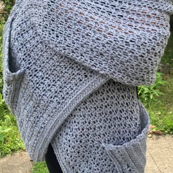 blanket shawl with pockets