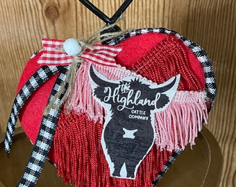 Highland cow farmhouse Tiered tray decorations  / Gift