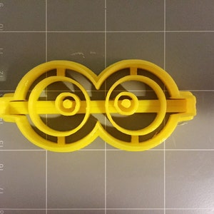 Eyes with glasses cookie cutter- Fast Shipping - Sharp Edges - Exceptional Quality