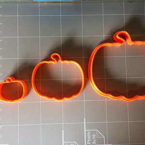 Halloween pumpkin cookie cutter- Fast Shipping - Sharp Edges - Exceptional Quality
