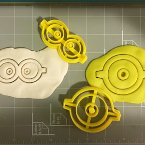 Eyes with glasses cookie cutter (Set)- Fast Shipping - Sharp Edges - Exceptional Quality