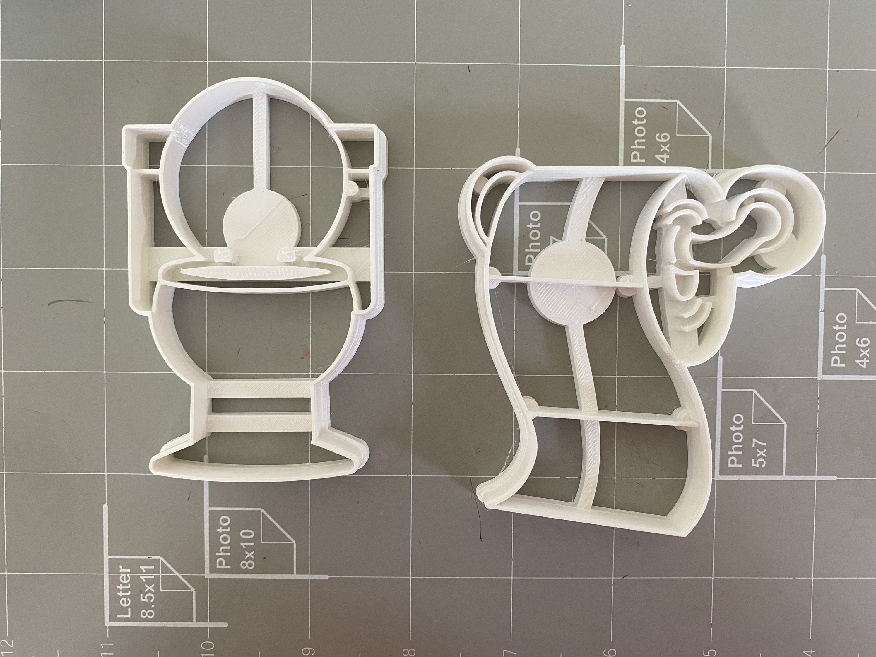 Toilet and Toilet Paper Cookie Cutter Set Fast Shipping Etsy