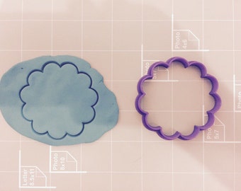 scalloped Round Cookie Cutter - Pick your own size- Fast Shipping - Sharp Edges - Exceptional Quality