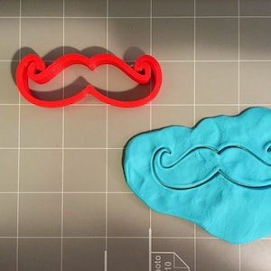 Moustacheuitsteker - snelle verzending - scherpe randen - uitzonderlijke kwaliteit