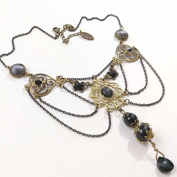 Victorian Antique Style Statement 