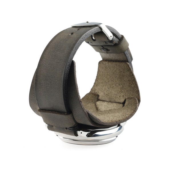 Wide watch cuff in green leather khaki with silver buckle and optional 21, 23mm lug size