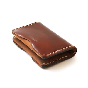 Portafoglio sottile bifold Airtag, organizer per carte e contanti, incisione gratuita, tasca SmartTag, catena per portafoglio opzionale