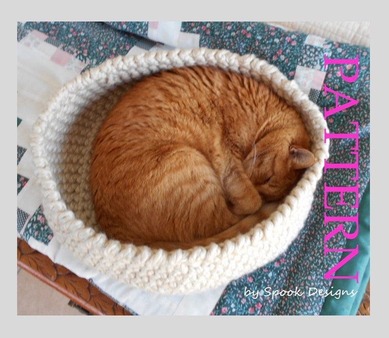 CAT BED Easy Crochet Cat Bed / Small Pet Bed Downloadable Pdf Pattern image 1