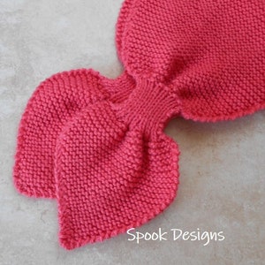 Miss Marple Keyhole Scarf image 3