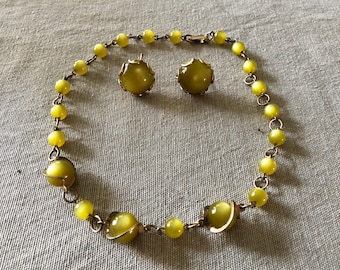 Vintage beaded choker and earrings - TV memorabilia