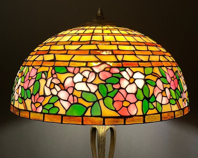 16" Wild Rose Tiffany lamp